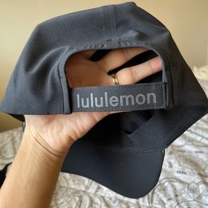 Lululemon black hat